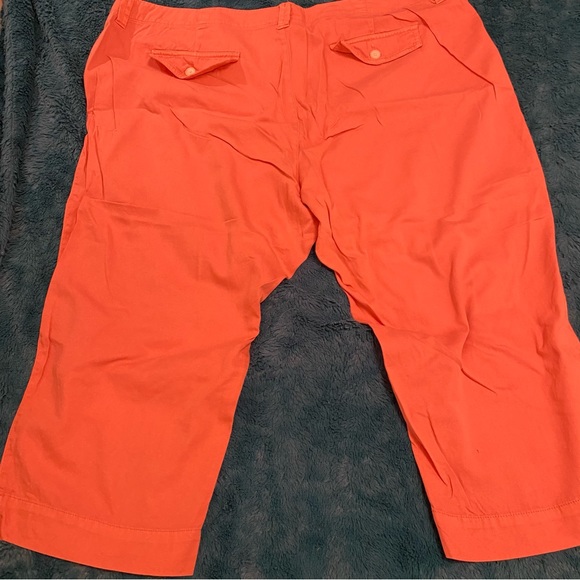 Old Navy Capri - Picture 7 of 7